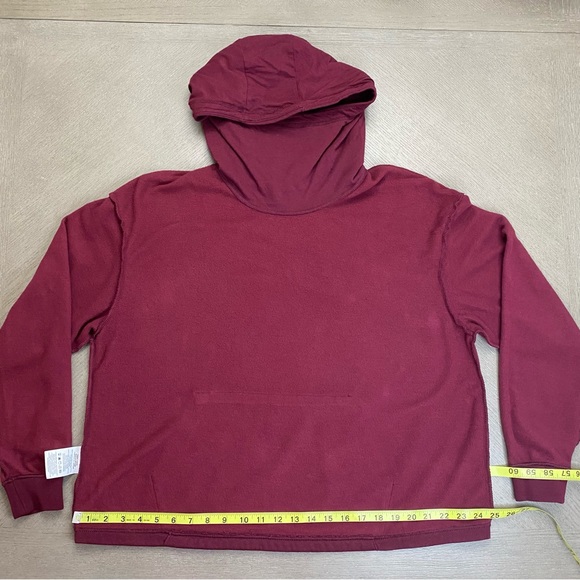Nike Funnel Neck Pullover Women’s Size Large Burgundy & Gold Light Hoodie - Picture 7 of 11